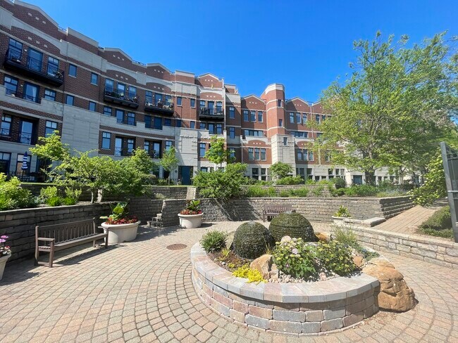 Foto del edificio - 7750 N Sheridan Rd