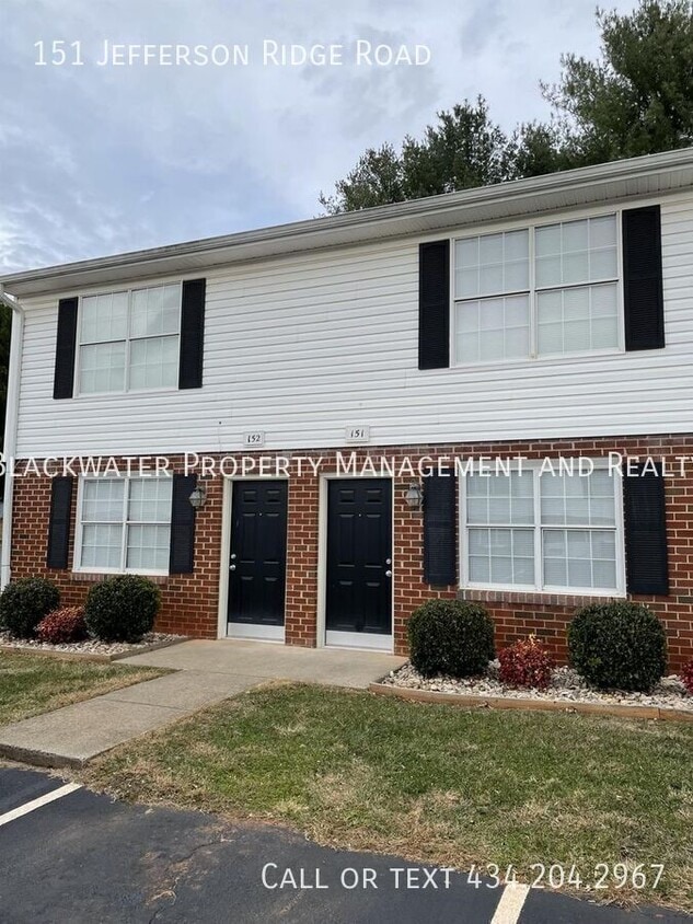 Foto principal - 151 Jefferson Ridge Rd