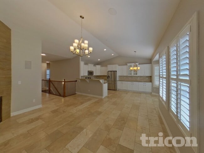 Foto del edificio - 6697 Cottonwood Tree Dr