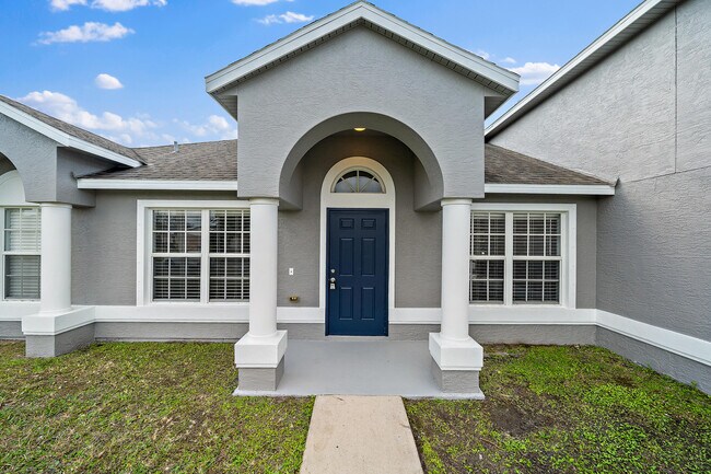 Foto del edificio - 298 SW Carter Ave