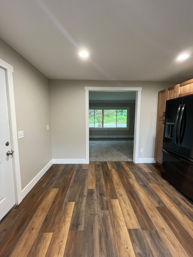 Building Photo - Two Bedroom Home in Vicksburg