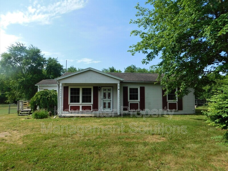 Foto principal - 560 Dry Branch Rd
