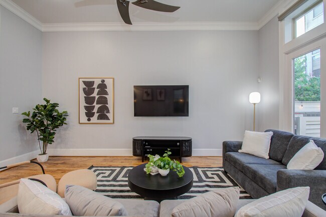 Foto del edificio - 5620 Petty St