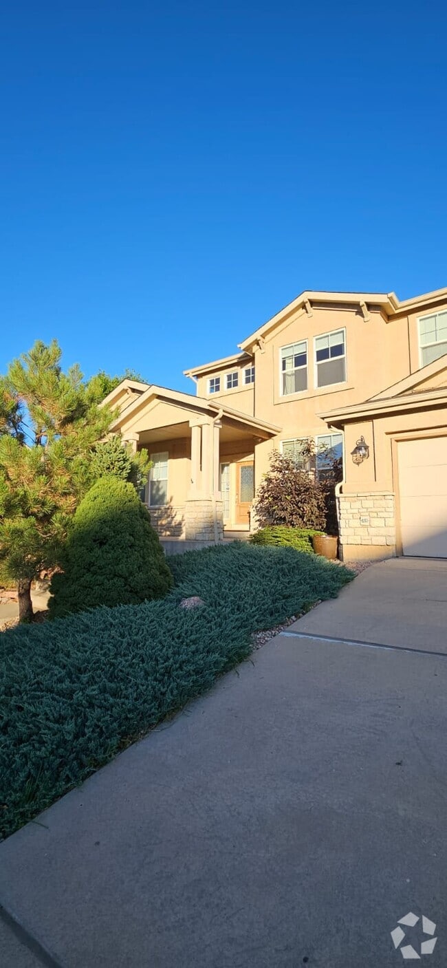 Building Photo - 4653 Bethany Ct