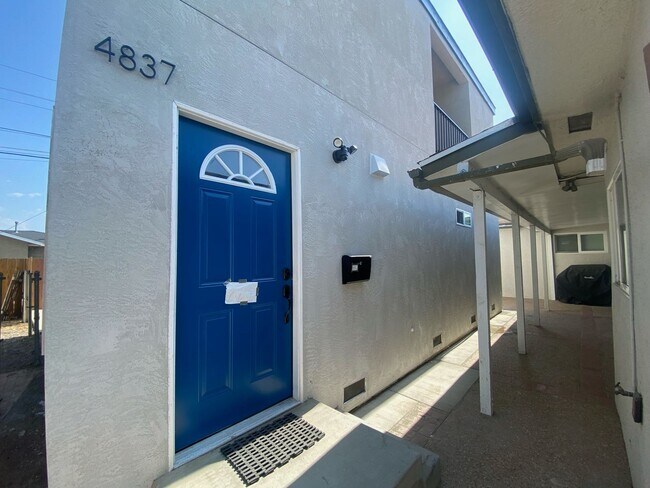 Foto del edificio - Newer Build 4BD/2BA!