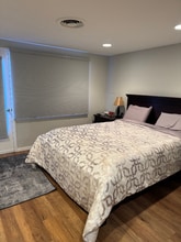 Building Photo - 1038 Quaker Bridge Rd E