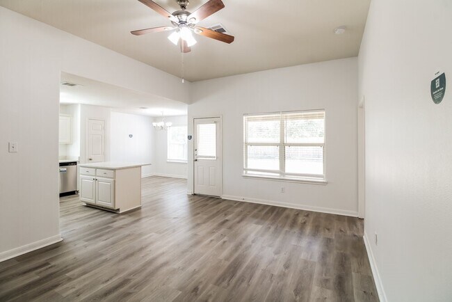 Foto del edificio - 3822 Enclave Mist Ln