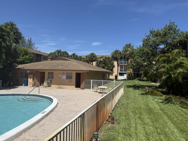Foto del edificio - 4141 NW 26th St