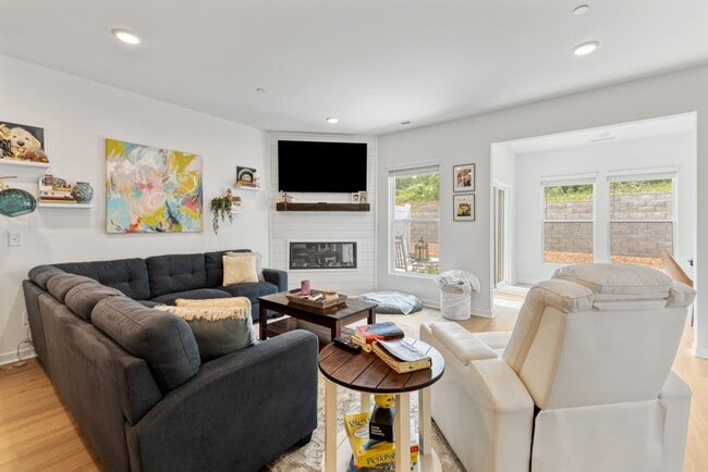 Building Photo - New Construction Charmer in Fairview