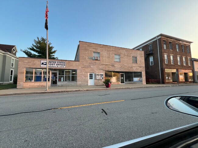 Building Photo - 12836 North St