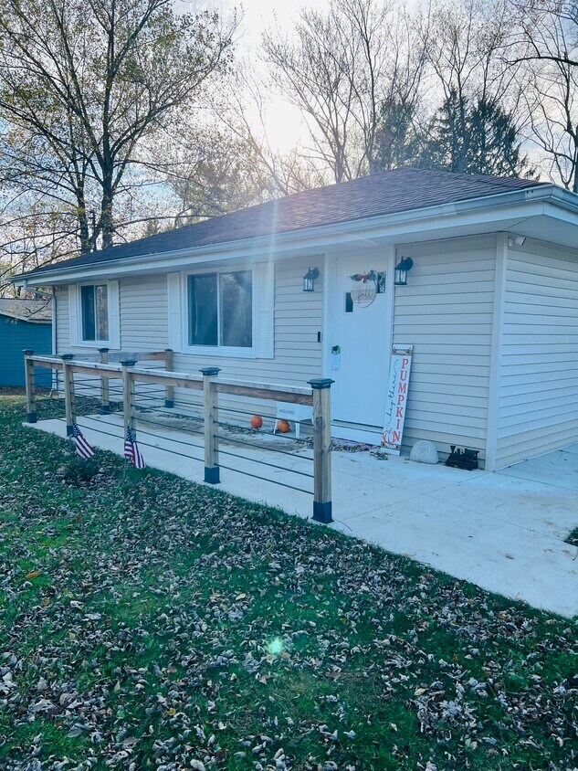 Foto principal - 6712 Grove Rd