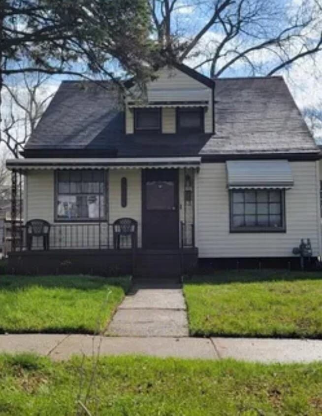 Primary Photo - 20214 Mackay St
