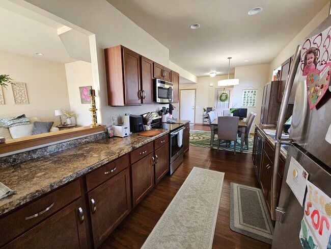 Cocina a comedor - 4868 Innovation Dr