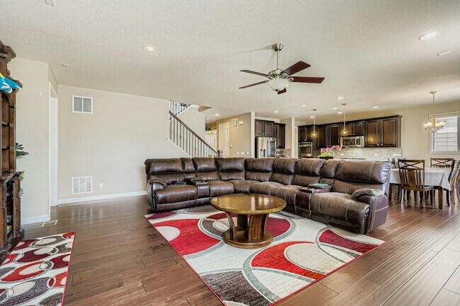 Foto del edificio - 10519 Sierra Ridge Dr