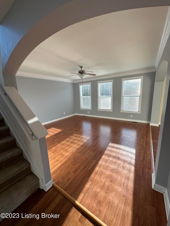 Foto del edificio - 2305 Cherry Creek Rd