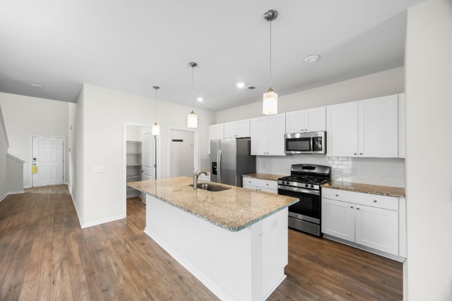 Building Photo - 367 Matuskovic Dr