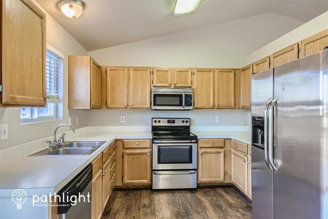 Building Photo - 4318 Sunridge Dr