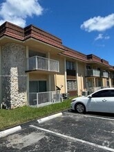 Building Photo - 5275 SW 77th Ct