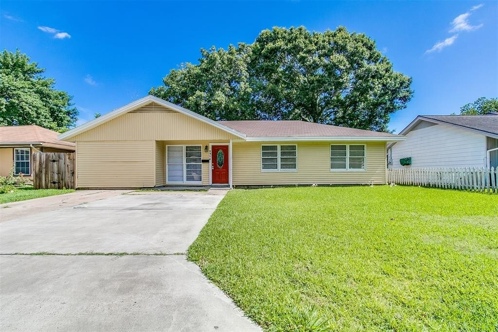 2918 Tarpey Ave, Texas City, TX 77590 House Rental in Texas City, TX
