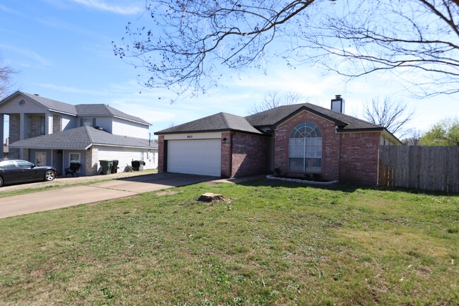 Foto del edificio - 8613 Casler Cir