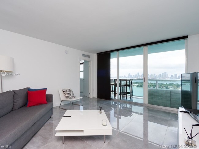 Building Photo - 2 br, 2 bath  - 650 West Ave # 24099