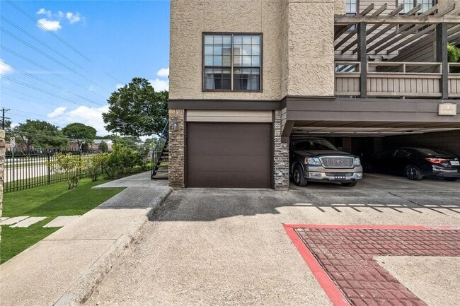 Building Photo - 4800 Northway Dr