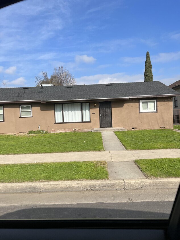 331 E Central Ave, Madera, CA 93638 House Rental in Madera, CA