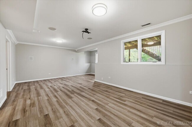 Foto del edificio - 306 E Conley Dr