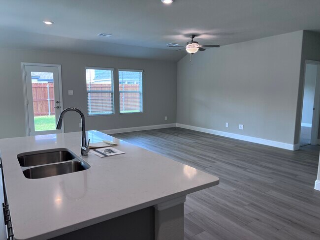 Foto del edificio - 601 Huntley Dr