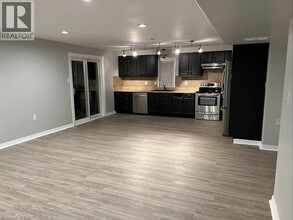 Building Photo - 205 Dorchester Dr