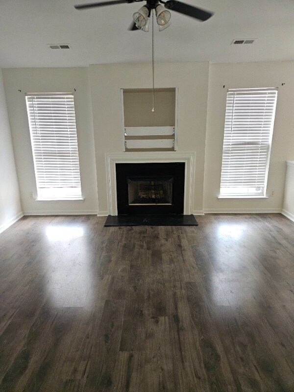 Foto del edificio - 4352 Bubbling Brook Ct