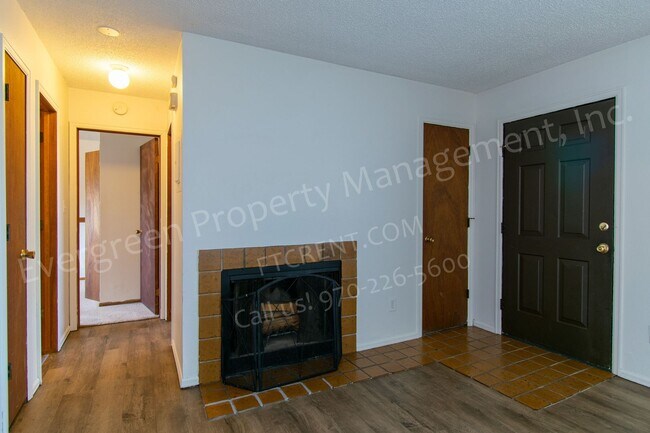Foto del edificio - 1624 E Pitkin St