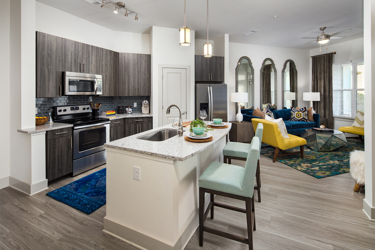 Foto principal - The Flats at Ballantyne Apartments