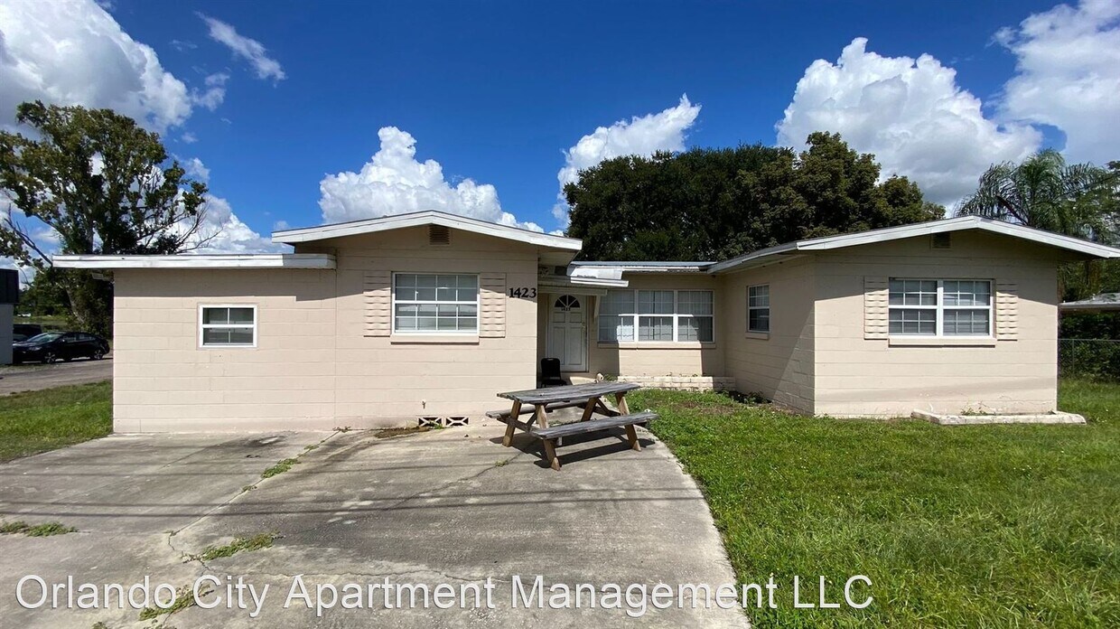 Primary Photo - 3 br, 1 bath House - 1423 McCoy Rd