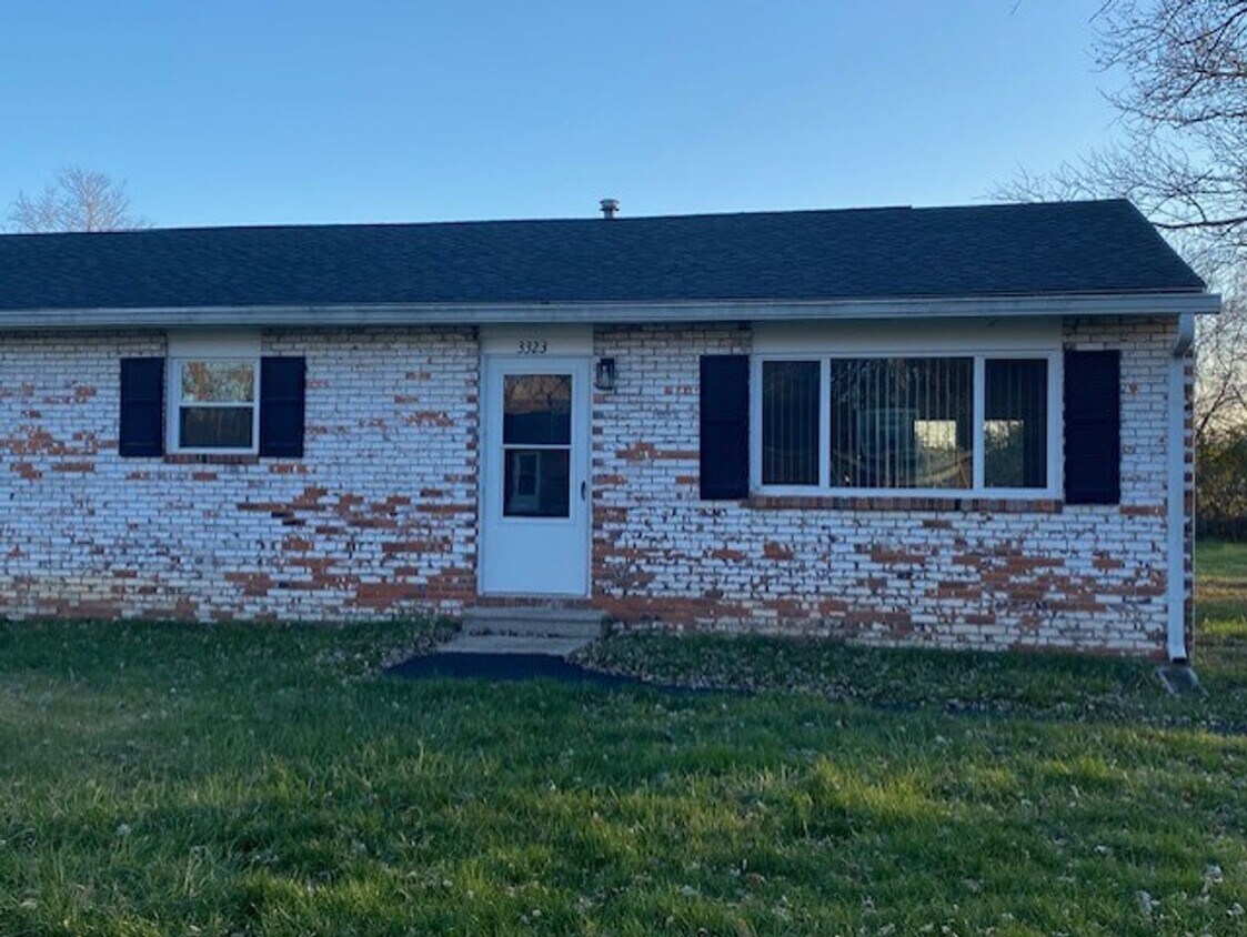 Foto principal - Welcome to this charming 2-bedroom, 1-bathroom ranch style home located in Springfield, OH+