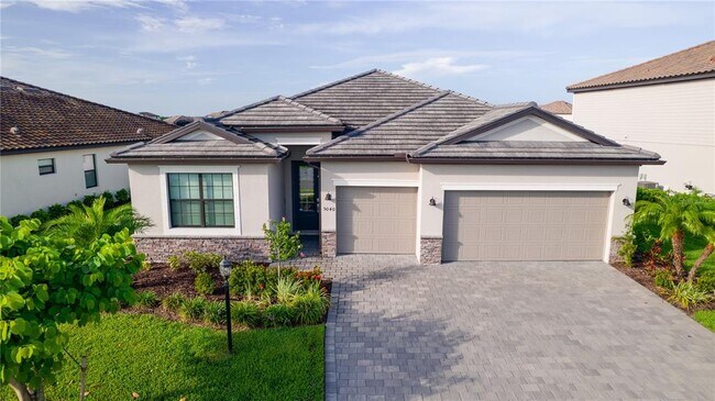 Building Photo - 5040 Seafoam Trl