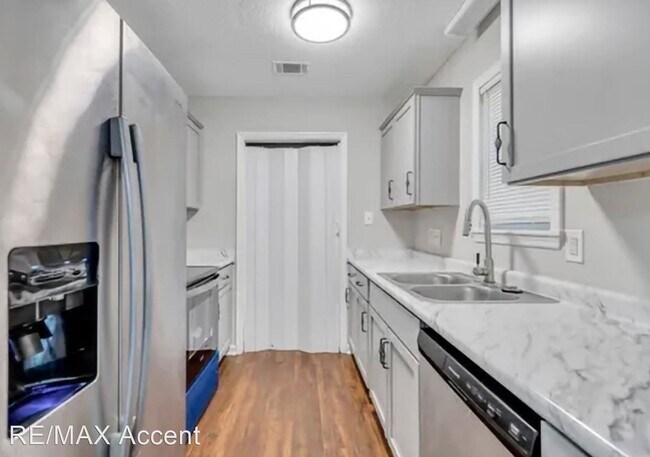 Foto del edificio - 3 br, 2 bath House - 509 Ashmore Rd.