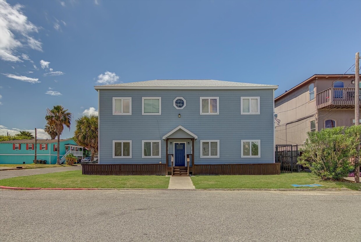 Primary Photo - 1017 11th St
