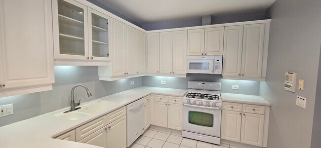 Foto del edificio - 1502 S Prairie Ave