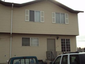 Building Photo - 1350 W 100 N
