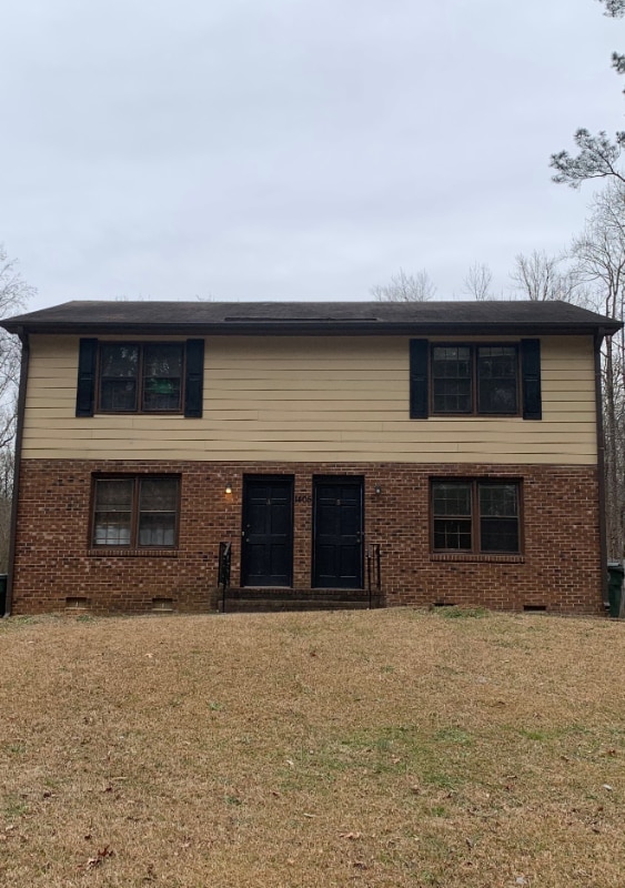 Primary Photo - 1405 Harth Dr