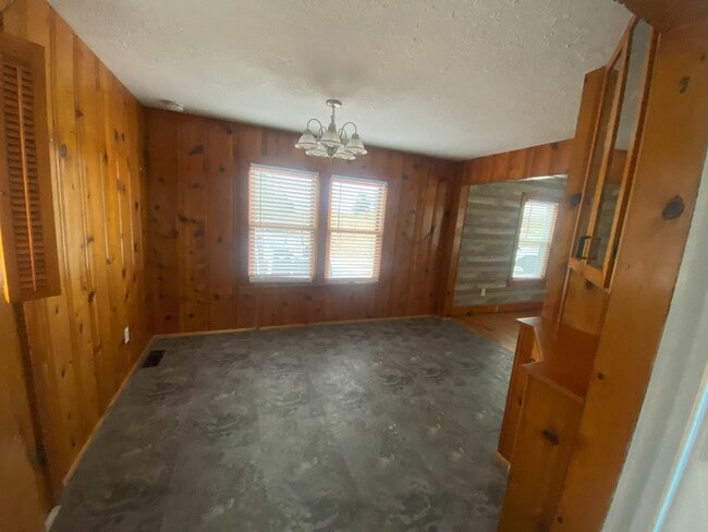 Building Photo - 5544 MO-25