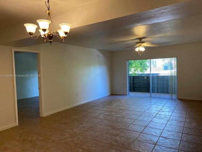 Building Photo - 8335 SW 72nd Ave