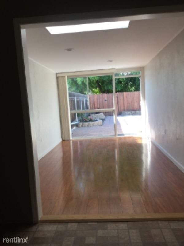 Building Photo - 2 br, 2 bath House - 866 Mesa Drive