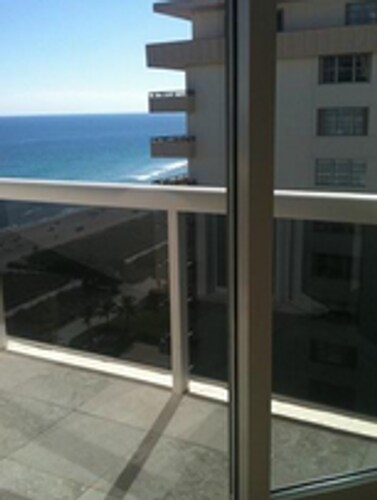 Building Photo - 9559 Collins Ave