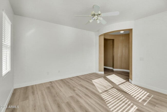 Building Photo - 13644 W San Juan Ave