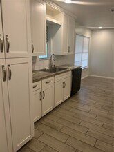 Building Photo - 2310 Grape Ln