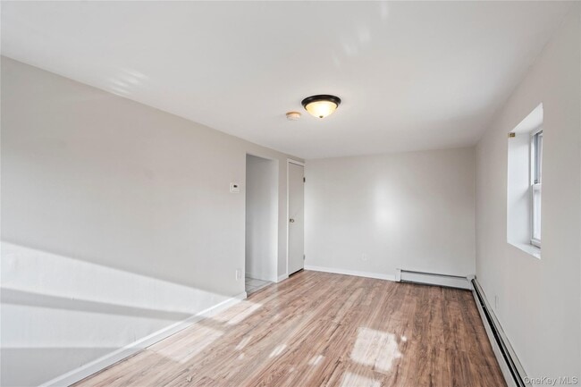 Building Photo - 84 Pleasure Ave