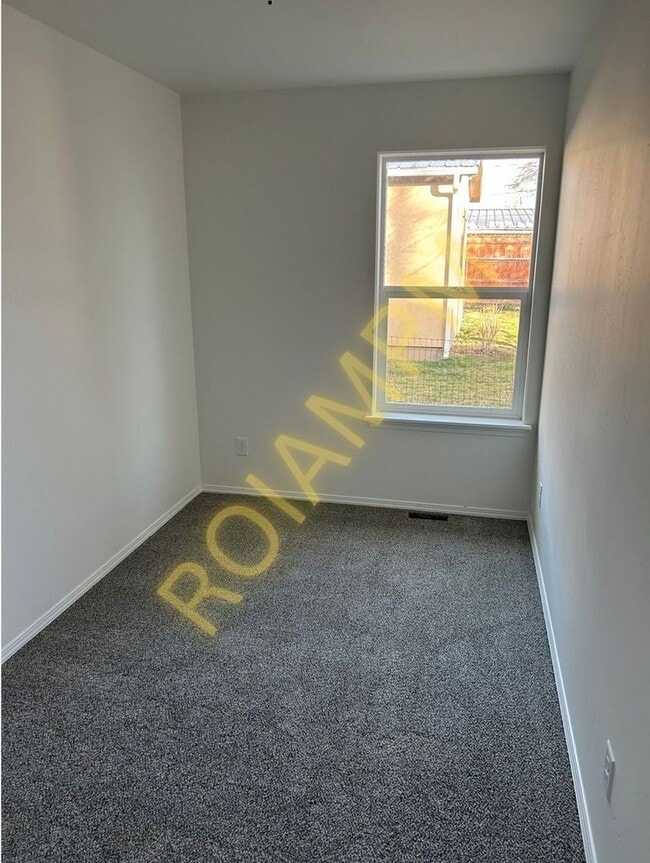Foto del edificio - Brand-New 4 Bed, 2 Bath Duplex for Rent in Jerome!