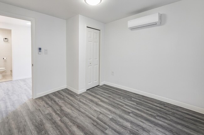 Building Photo - 3633 Rock Royal Dr